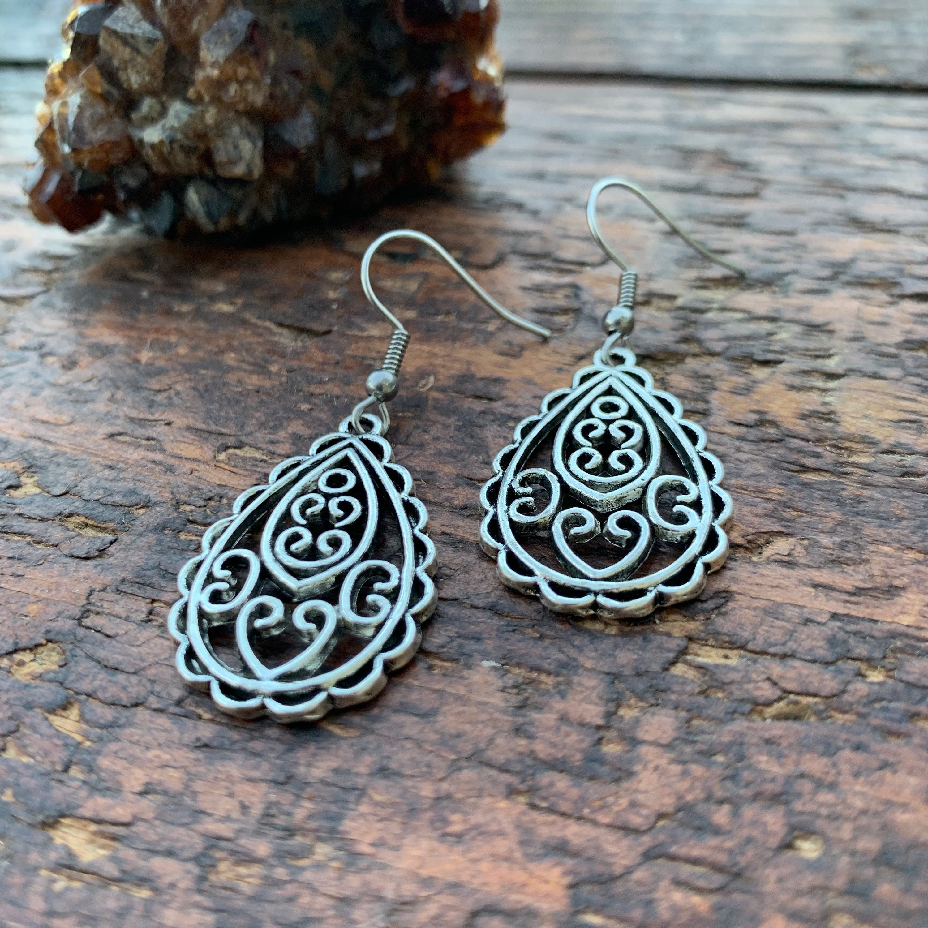 Limari Schmuck 925 Silber Ohrringe Mit Lapislazuli – Tibet-Silber, Tropfenförmig, Handgefertigt Tibet Silber Handgemacht