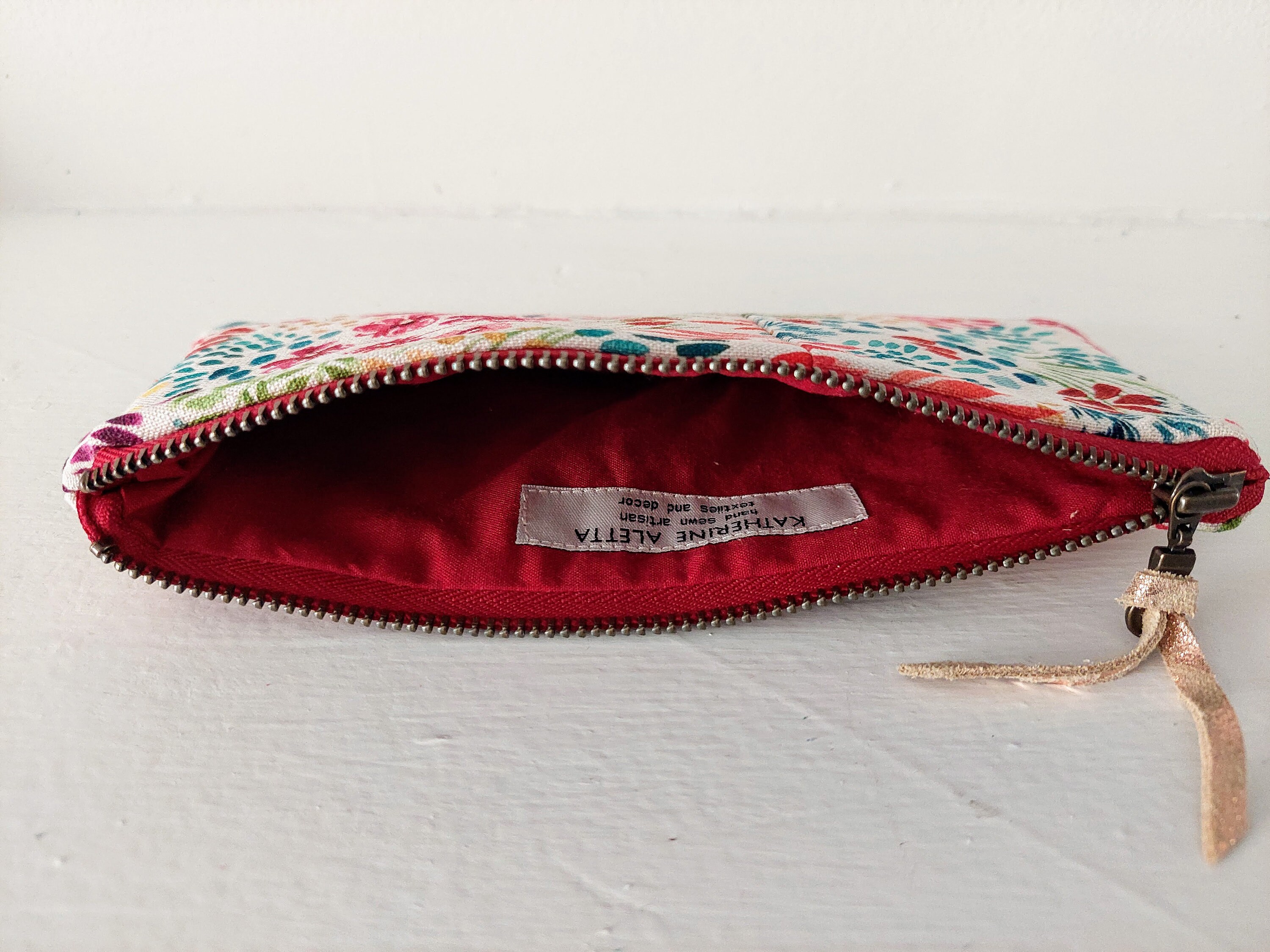 Small V2 Zipper Pouch Cotton Linen Canvas - Meadow Mochi