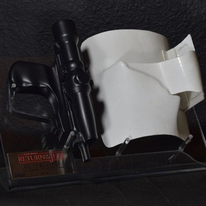 Lineage Scout Trooper Blaster Ira Keeler