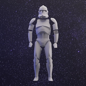 Puede incluir: Imagen de cuerpo entero de una figura blanca de Stormtrooper, de pie contra un fondo espacial estrellado. La figura lleva un casco y una armadura blancos, con detalles en negro. La pose es erguida y simétrica, con los brazos a los lados.