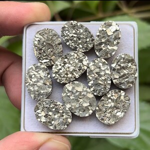 100% natürliche Pyrit Druzy flache Rückseite lose Edelsteine ovale Form, 14-16 mm, 10 Stück Lot für die Herstellung von Schmuck