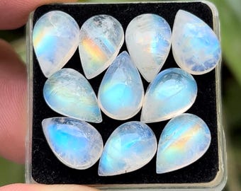 Cabochons arc-en-ciel de pierre de lune : pierres précieuses en forme de poire, 8 x 12 mm (10 pièces) RB-02