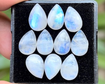 Cabochons à dos plat en pierre de lune arc-en-ciel, pierres précieuses en vrac, forme poire, 8 x 12 mm, lot de 10 pièces pour la fabrication de bijoux R-16