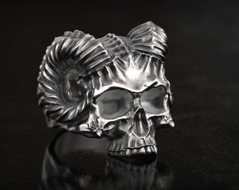 Horned Skull Ring , Demon Skull, Biker Ring , Man Ring ,Evil Skull Ring, Occult Ring, 3D Print, 3d printed Jewelry , Sterling Silver