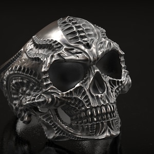 MR. Giger Inspired, Biomechanical Skull Ring, Biker Ring, Xenomorph, Protomorph Style, Covenant, Covenant Style, 3d printed Jewellery