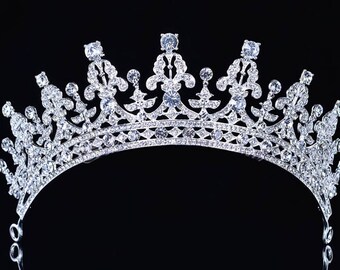 Queen Elizabeth II Tiara Crown Kate Middleton Bridal Tiara The Girls of Great Britain Ireland Royal Wedding