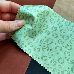 Frog pattern glasses cleaning cloth image 4
