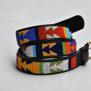 Ceinture africaine avec perles et coquillages - Vinted