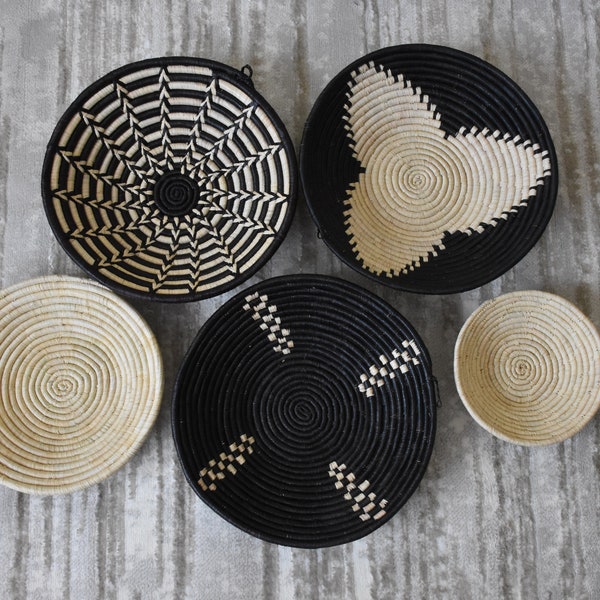 Wall Basket Decor Set , African Wall Hanging  Decorative Basket, Boho Wall Art Tribal Baskets, Woven Black   Display Wall Basket Set Of 5