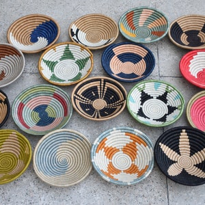 Small Baskets Decor, Woven decorative African Baskets , Hand Woven Wall Baskets Fruit Bowl, Boho Wall Art, Kitchen Home Decor Moms Gifts zdjęcie 4