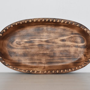 Bandeja de madera para servir, bandeja rústica de madera tallada a mano, bandeja de madera decorativa para centro de mesa, bandeja de madera multiusos para servir, decoración africana para el hogar
