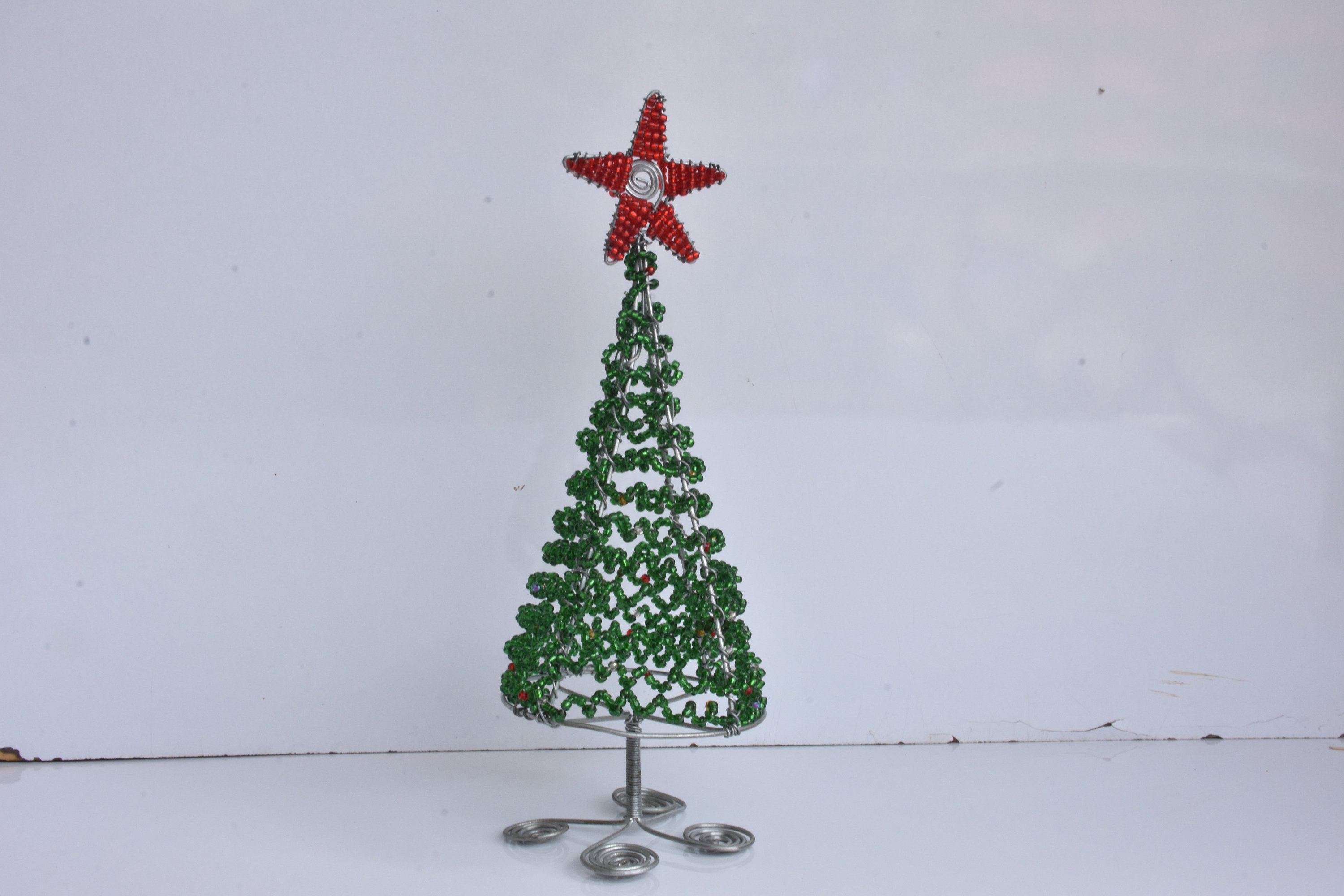 SALE Beaded christmas tree wire sculpture wire christmas Etsy