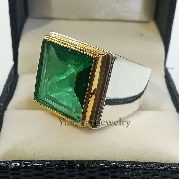 14K Yellow Gold Emerald Mens Ring by Luxurman 000497