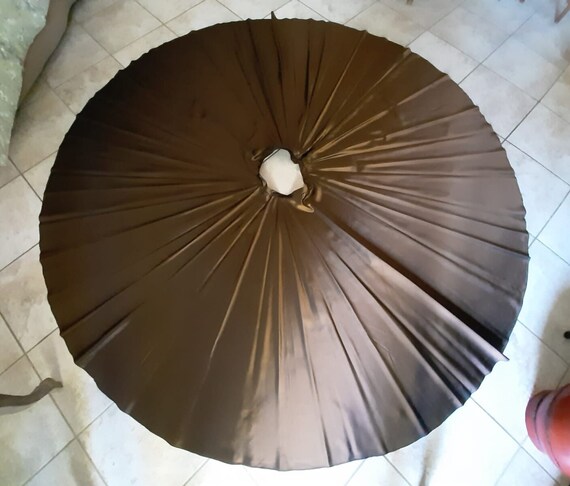 Long taffeta skirt
