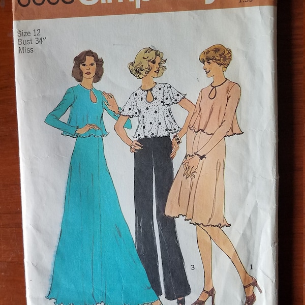 1974 simplicity 6663. Misses' two piece dress into length or top or skirt.