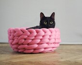 Cat Bed Chunky Knit Merino Wool Cat bed, Pet bed, Pet cave, Pet Bedding, Knitted pet accessories, Cat cave, Kitty furniture