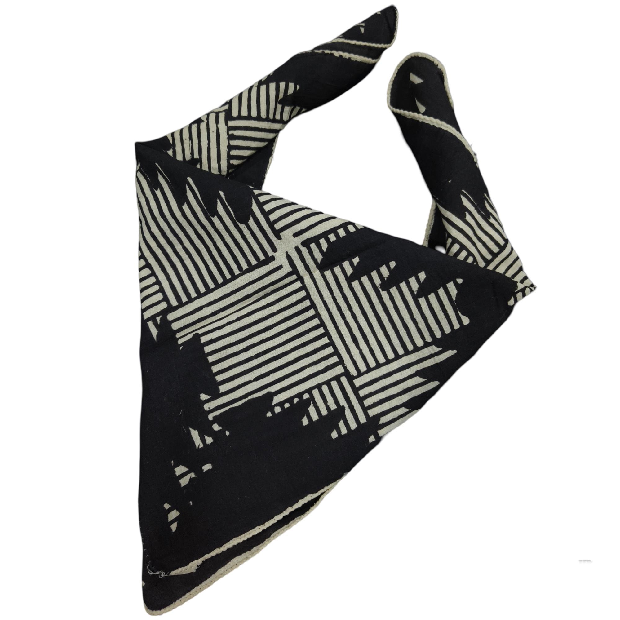 Black and white Bandana gifte fabric,Neck scarf, block print neckerchief,printed stylish bandana, handmade 21×21 Inche handkerchief,bandanas