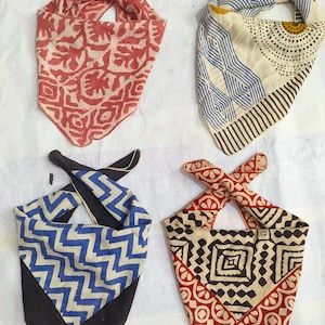 Bulk Bandana gifts of 4 , lot bandana , cotton printed bandana for lady, holsale discounted bandana for her, cotton yarn scarf