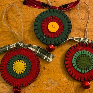 Penny Rug Christmas Ornament with Penny Rug Circles Tutorial - PDF Download