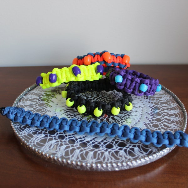 Two-Color Paracord Bracelet with Beads Tutorial - PDF Download