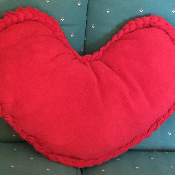 No Sew Fleece Heart Pillow with Braided Edge Tutorial - PDF Download