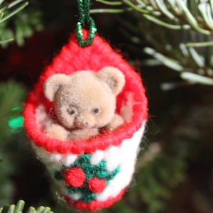 Christmas Basket Ornament with Plastic Canvas Tutorial - PDF Download