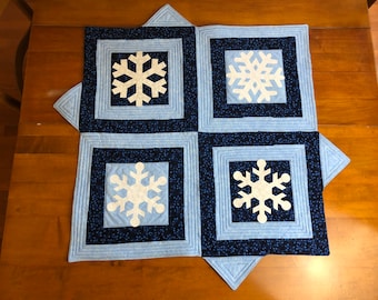 Snowflake Table Topper Tutorial with Accuquilt Go! - PDF Download