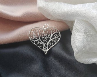 Valentine heart Pendant , Sterling silver filigree heart pendant, Handmade jewellery, Love heart gift