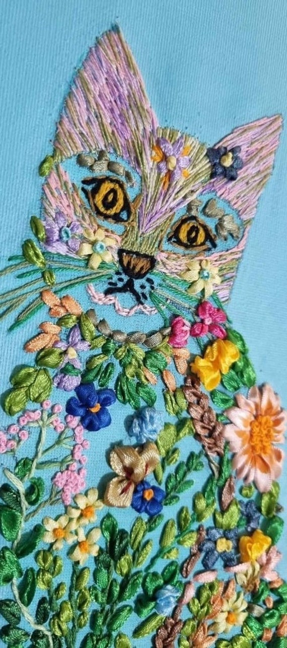3D リボン刺繍絵、キャンバスに描かれた花と緑のある猫、24 cm x 3D リボン刺繍絵、キャンバスに描かれた花と緑のある猫、24 cm x