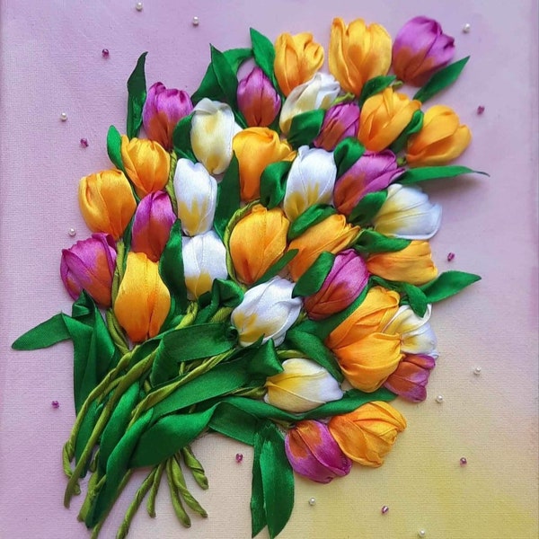 Image 3D de broderie de ruban, bouquet de tulipes en ruban de satin fait main sur toile, 24 cm x 30 cm, suspension murale sans cadre, fabriqué à Malte, fleurs