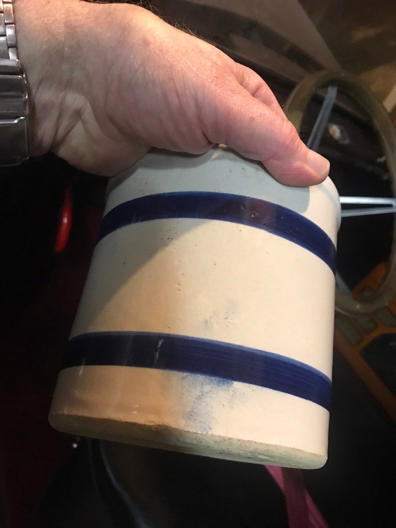 RRP Co Roseville OH Blue /& Whte Stripes Stoneware Crock