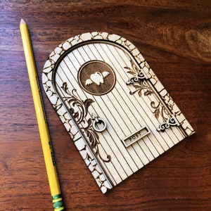 PAINT YOUR OWN, tooth fairy door