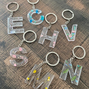 Porte-clés faits à la main personnalisés avec initiales, lettres ou numéro- parfait pour les cadeaux!