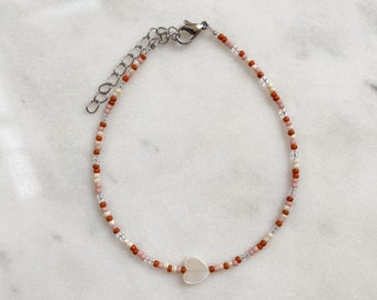 Warm Multicolored Lt Pink and Terracotta/Red Glass Seed with Pealry Heart Bead Anklet