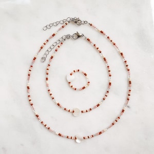 Warm Multicolored Lt Pink and Terracotta/Red Glass Seed Bead with Pealry Heart Bead Necklace, Anklet & Ring Set