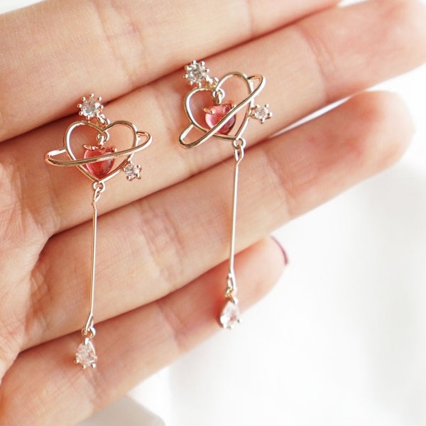 Sailor Moon Inspired Heart Earrings, Saturn Heart Dangle Earrings, Korean Drama Kdrama Inspired Earrings, Sparkling Heart Planet Earrings