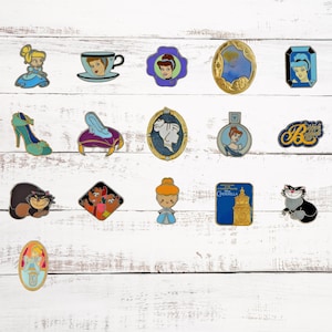 Cinderella Themed 5 Random Pin Set ~ Disney Park Trading Pins ~ Brand New