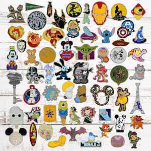 Lote de 50 pins sortidos da Disney ~ Pins novos ~ Sem duplicatas ~ Autênticos