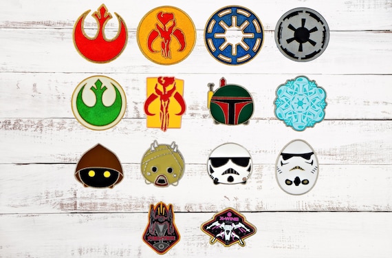 The Mandalorian Themed Star Wars Pin Set Disney Park Trading Pins Brand  New