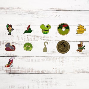 Peter Pan Themed 5 Disney Park Trading Pins Set ~ Randomly Assorted ~ Brand New