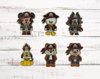 Pirates Of The Caribbean 6 Pin Set Mickey & Friends Disney Trading Pins New