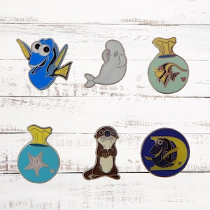 Finding Nemo / Dory Themed 5 Pin Starter Set Disney Park Trading Pins Brand New
