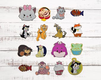 Cat Themed 5 Pin Set Randomly Assorted Walt Disney Parks Trading Pins Brand New
