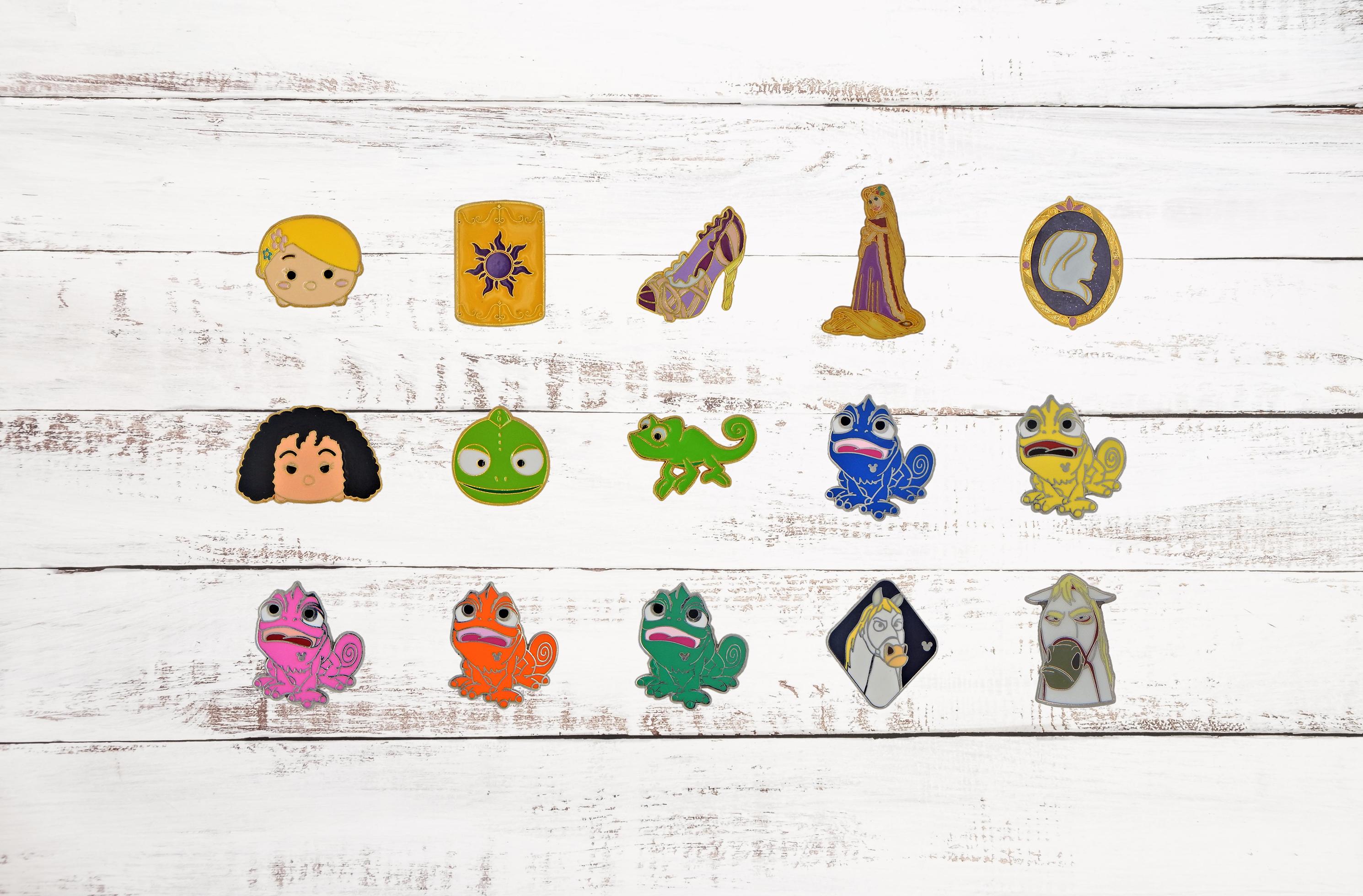 Tangled - Rapunzel 5 Random Pin Set - Disney World Park Trading