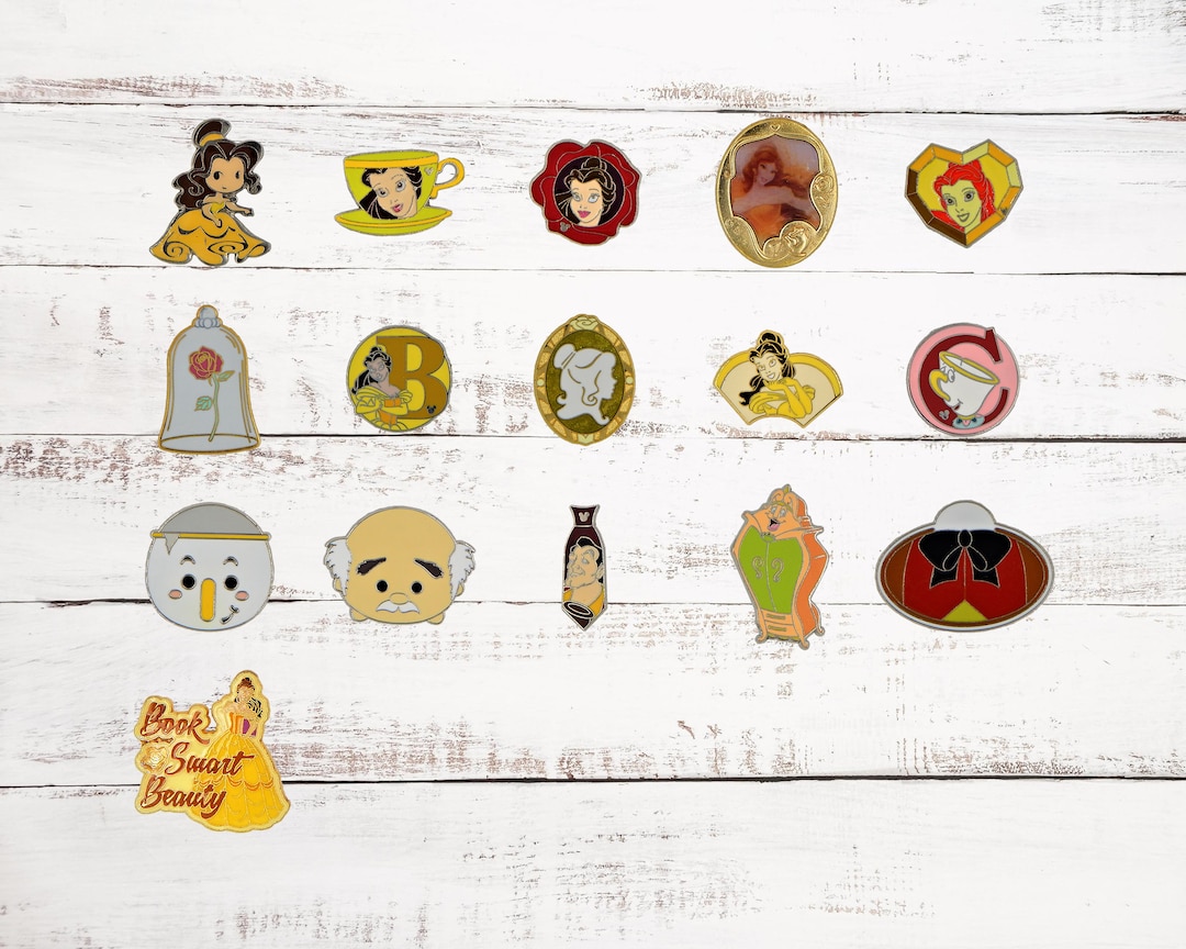 Belle ~ Beauty and the Beast Set With 5 Assorted Disney Trading