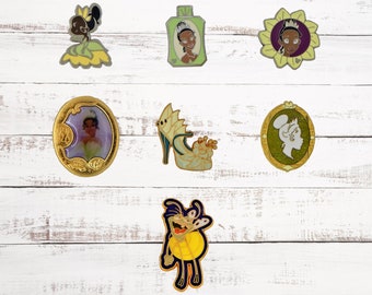 Tiana ~ Princess and the Frog Themed 5 Pin Set Disney Park Trading Pins ~ New