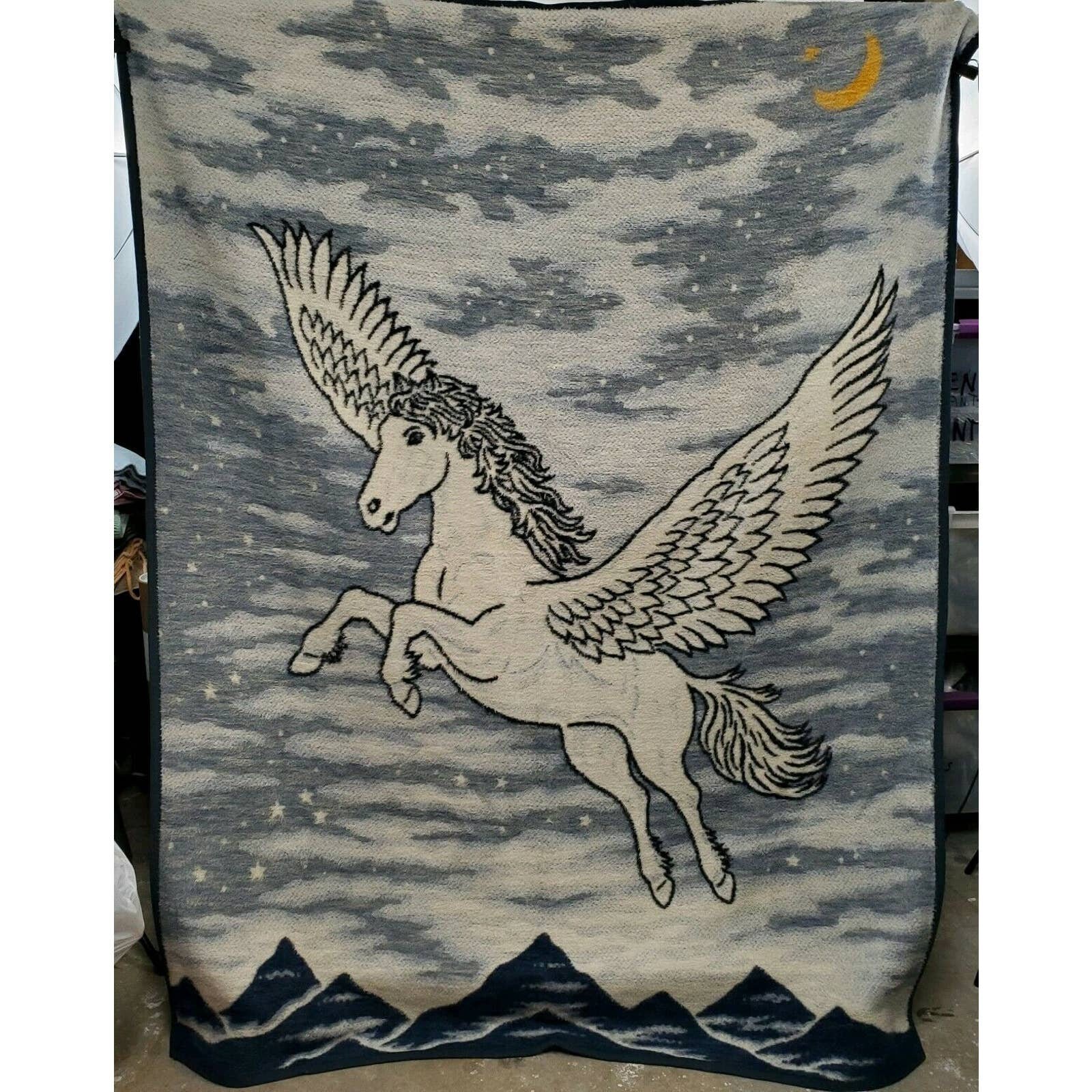 Biederlack Pegasus Vintage Blanket Reversible Throw Acrylic Velour