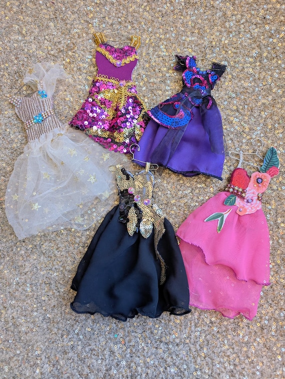princess polly baby blue dress فستان أكيا ستان ماكسي باللون الأسود main image 1