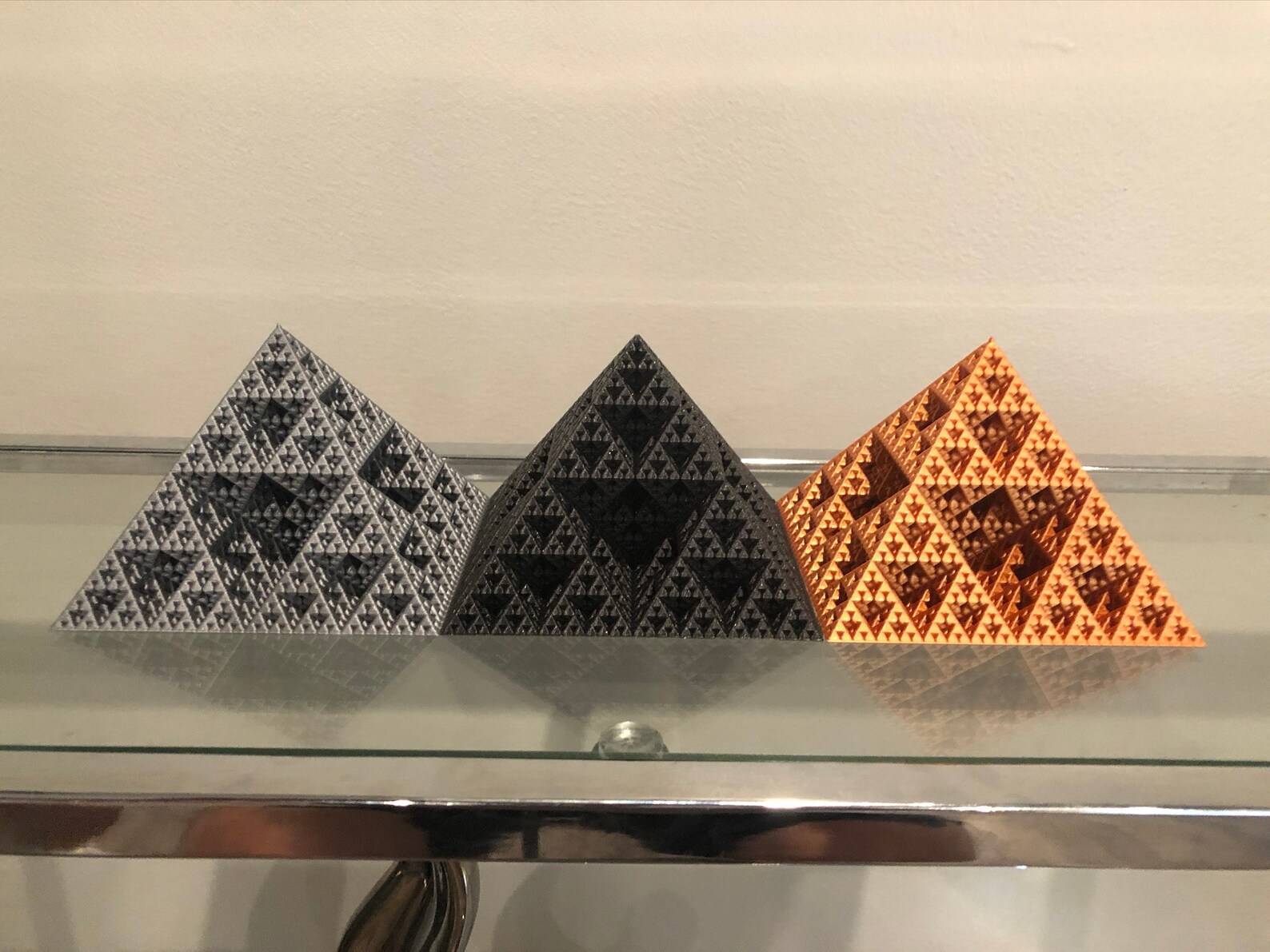 3D Printed Sierpinski Triangle Fractal Pyramid | Etsy