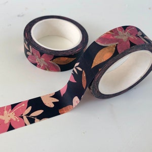 Washitejp blommönster - blommor - 10 meter x 1,5 mm - brevpapper - bullet journal - Studio Lawiene - maskeringstejp - washitejp